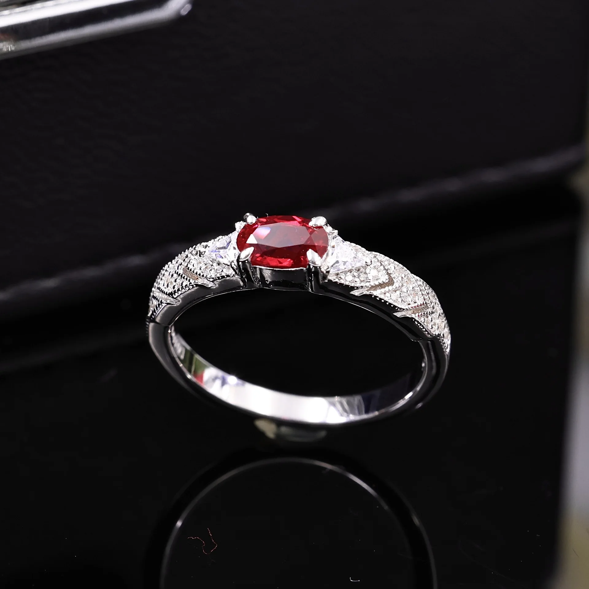 Lab Grown Ruby Ring 0.6ct Oval Cut 925 Sterling Silver Vintage Elegant for Women Engagement Wedding Fine Jewelry Gift 