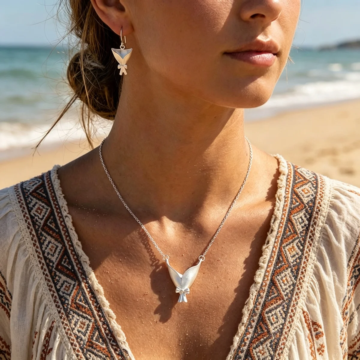 Kreatives Schleifenknoten-Blumenstrauß-Halter-Set in Form eines Anhängers, Halskette und Ohrringe für Damen und Herren, süßes, elegantes DIY-Blumenclip-Schmuckset. – Detail 9