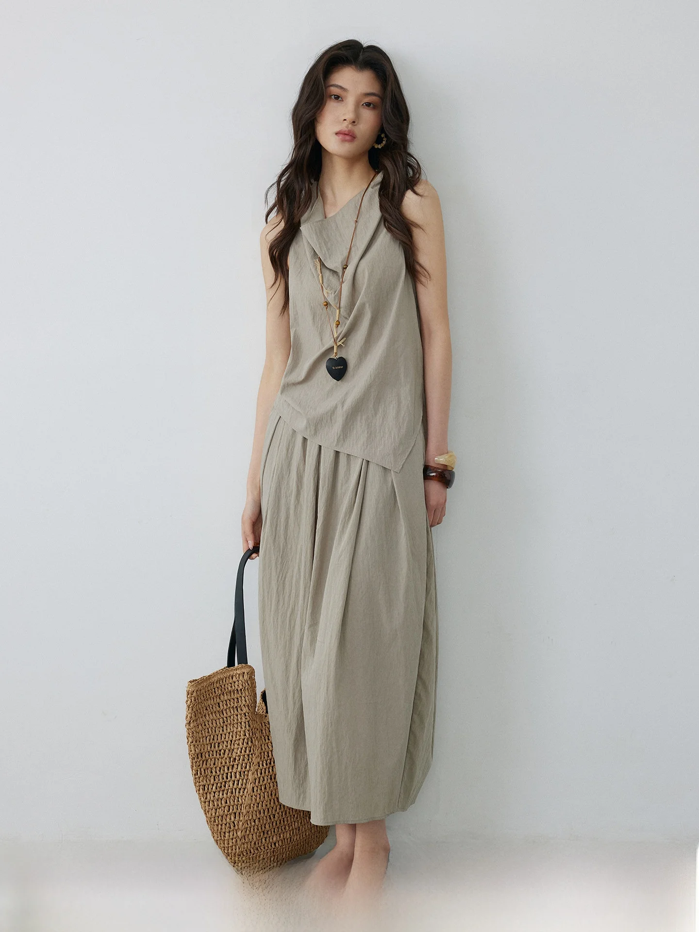 

KEARA Summer Women's Loose Fit Sleeveless Top And High Waist Skirt Set Asymmetric Design Comfortable Casual Fashion Ensemble