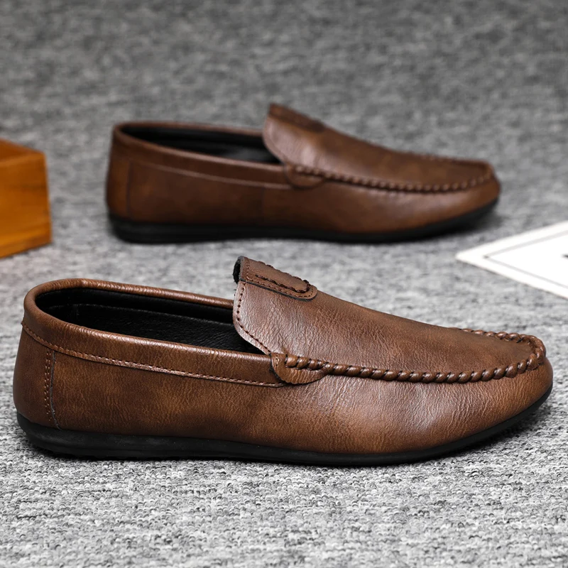 Mens Business Casual Loafers Lightweight Leather Shoes Fashionable Comfortable Office Work Shoes Slip On Design Classic Style