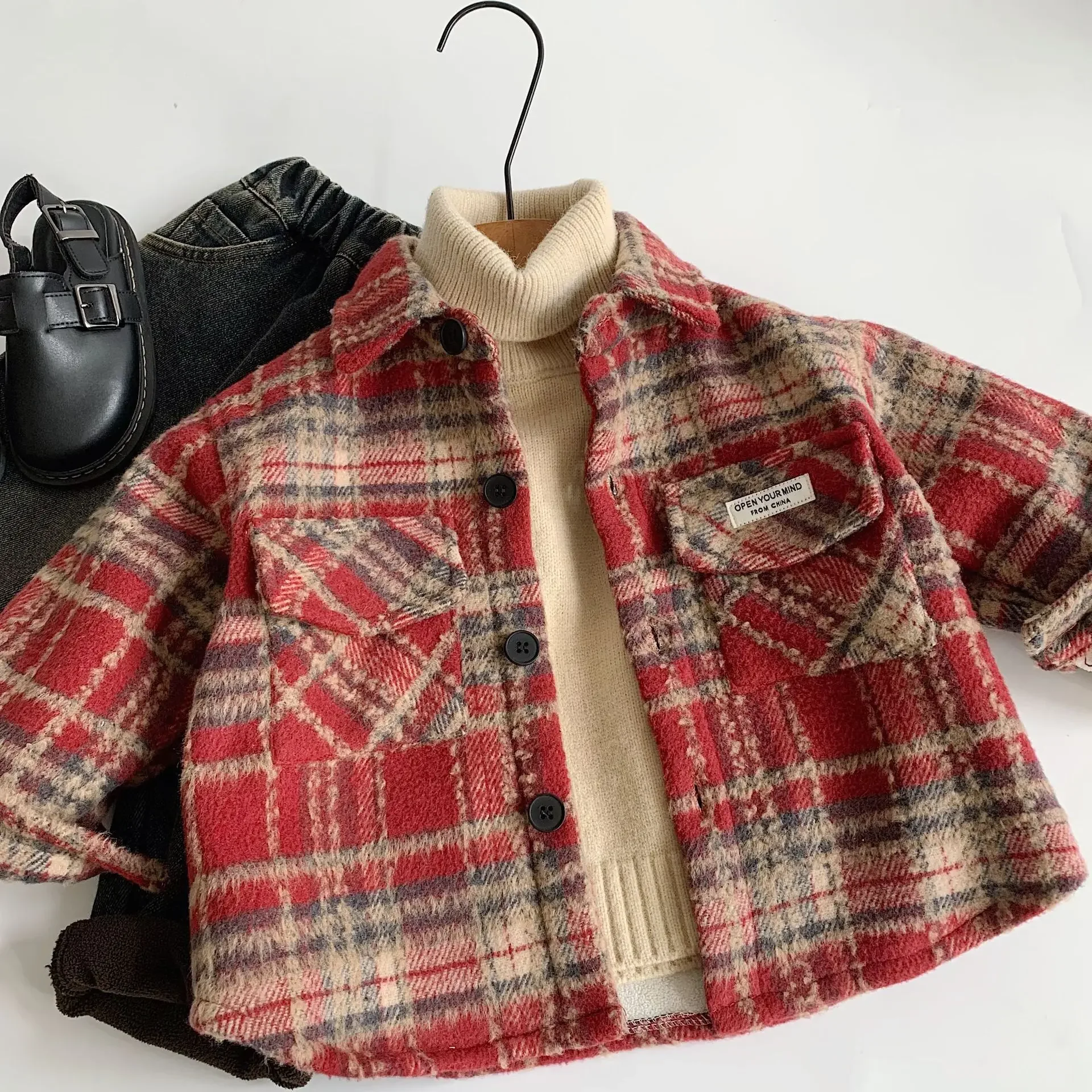 

Бархатная утепленная рубашка для мальчиков и девочек, осень-зима 202, модные клетчатые пальто, корейские детские теплые куртки с длинными рукавами