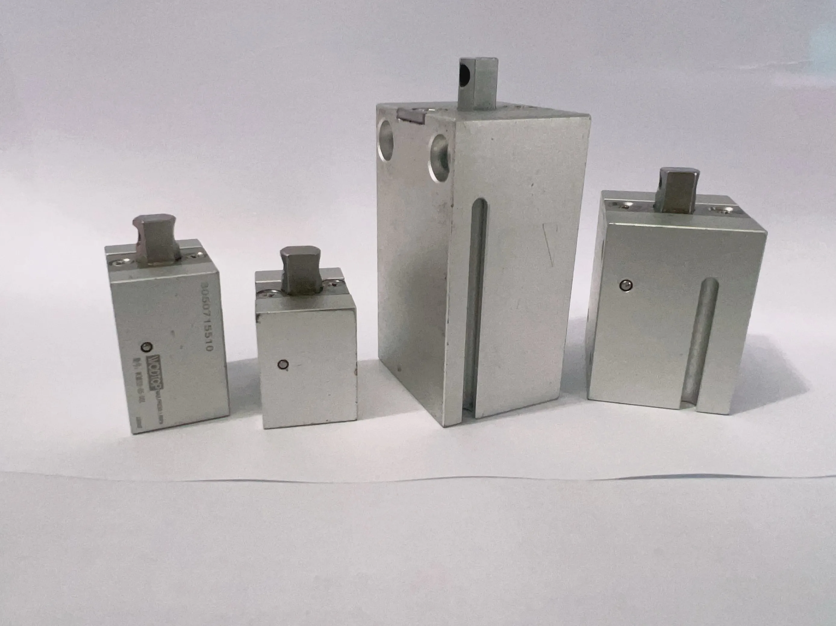 Md25x10s-Xs082c Non-Rotating Rod Anti-Rotation Cylinder