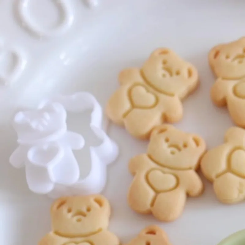 Cute Baby Bear Fondant Cookie Mold DIY Heart Bear Baby Shower Biscuit Mold Birthday Cake Decor DIY Baking Supplies Dessert Gifts