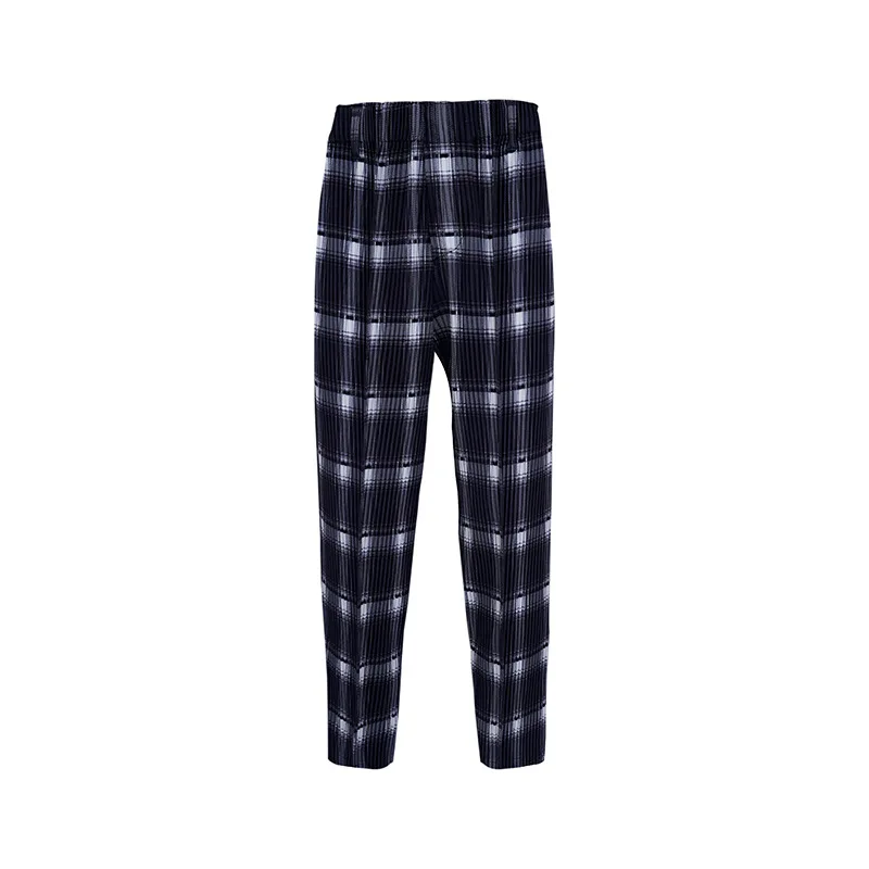 

Miyake Pleated Men Clothing Tapered Pants Japanese Vintage Style Casual Trousers Elastic Waist Long Pants Fashion Spring Summer