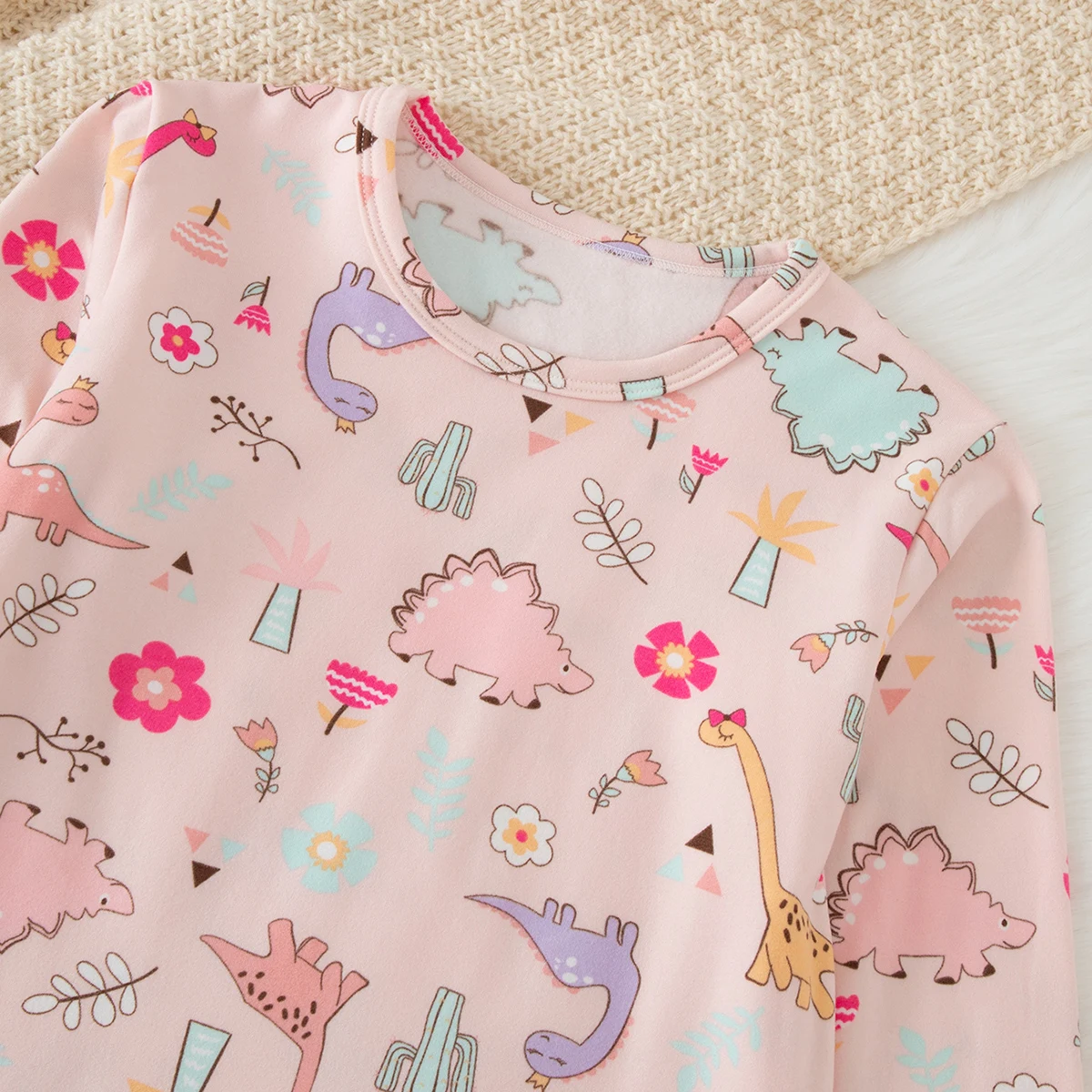 2-teiliges Set aus süßer und niedlicher bedruckter, warmer und dicker Unterwäsche für Mädchen im Herbst und Winter, bequemes langärmeliges Hausset – Detail 9