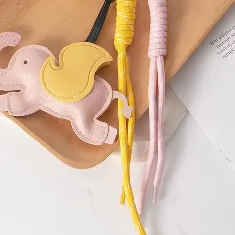 

1 Piece Braided Rope Pendant PU Leather Wing Flying Elephant Keychain Decoration For Ladies Bag Charm Accessories Ornament Gift