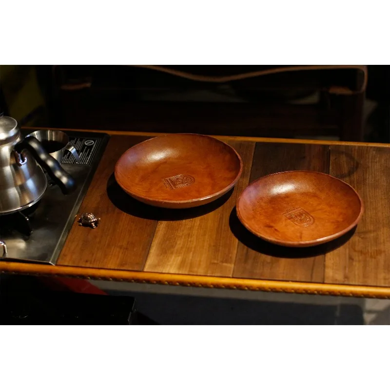 The first layer of handmade cowhide retro storage tray, shaped tea table, a few waking grass