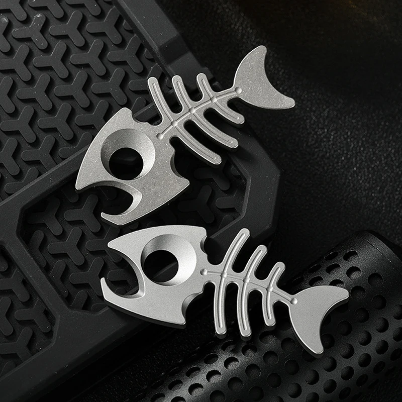 

Многофункциональный титановый лом-открывалка для бутылок, креативный лом в форме рыбьей кости, ожерелье, инструменты EDC для активного отдыха, брелок