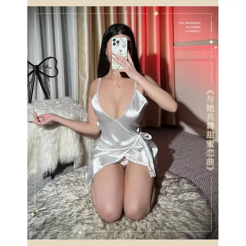 セクシーなソリッドカラーのドレス背中の開いた深いVサスペンダーノースリーブ純粋な欲望カジュアルスタイルドレスエレガントで魅力的な美しいセクシーな7OHF