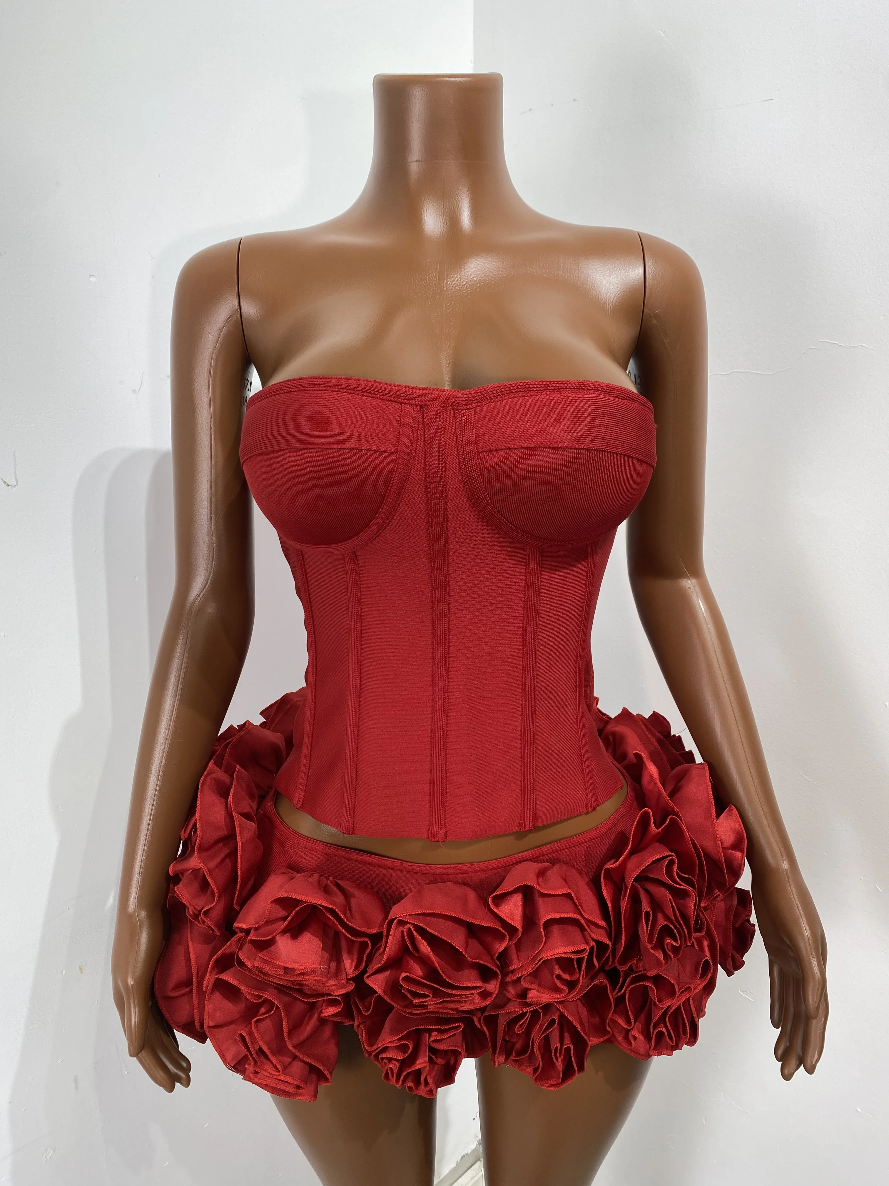 المرأة مثير حمالة عارية الذراعين زهرة حمراء قطعتين تنورة الصيف ضمادة مجموعة 2025 المشاهير مصمم أزياء المرأة مجموعة #3