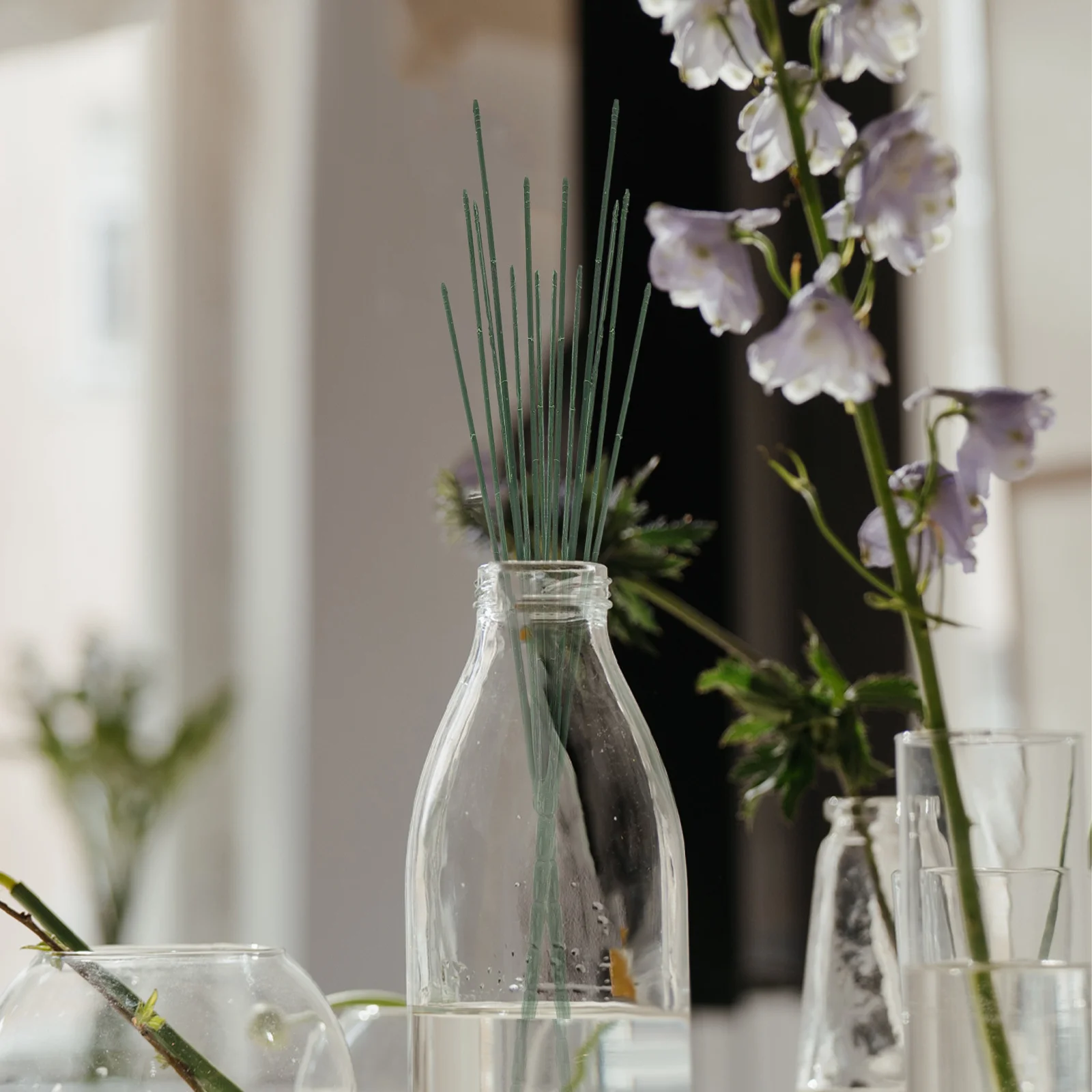 

10Pcs Artificial Rose Flower Stems Realistic Flexible Floral Rods for DIY Bouquets Event Decor Craft Supplies Flower Stem