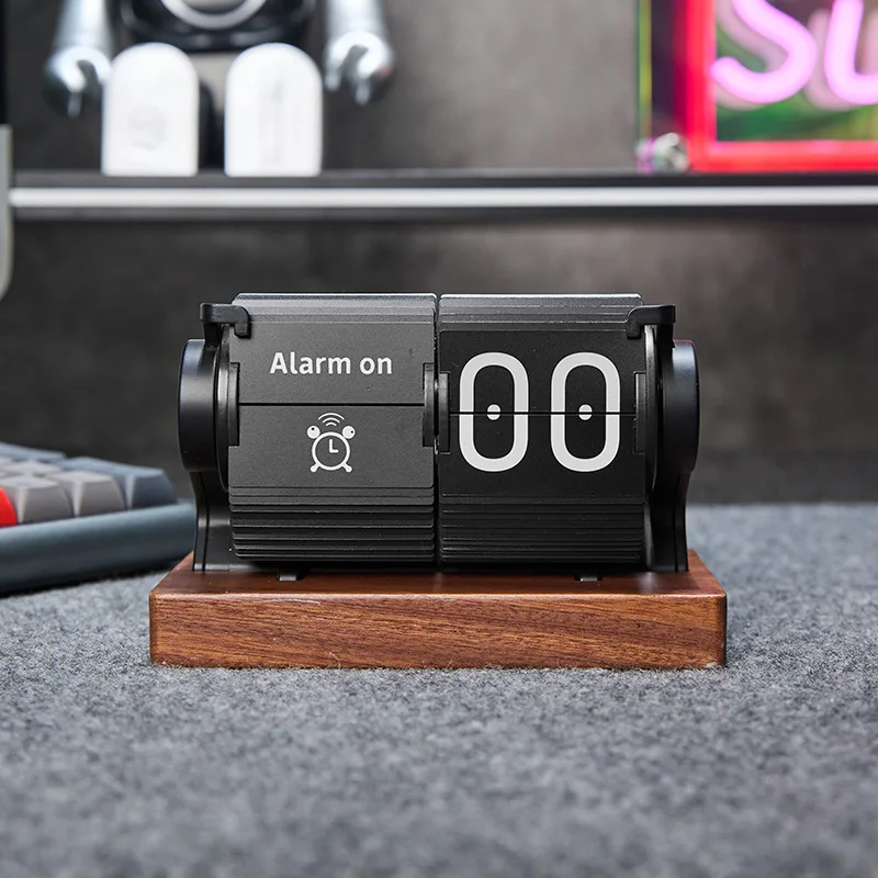 Vintage Flip Clock Desk Calendar Digital Alarm