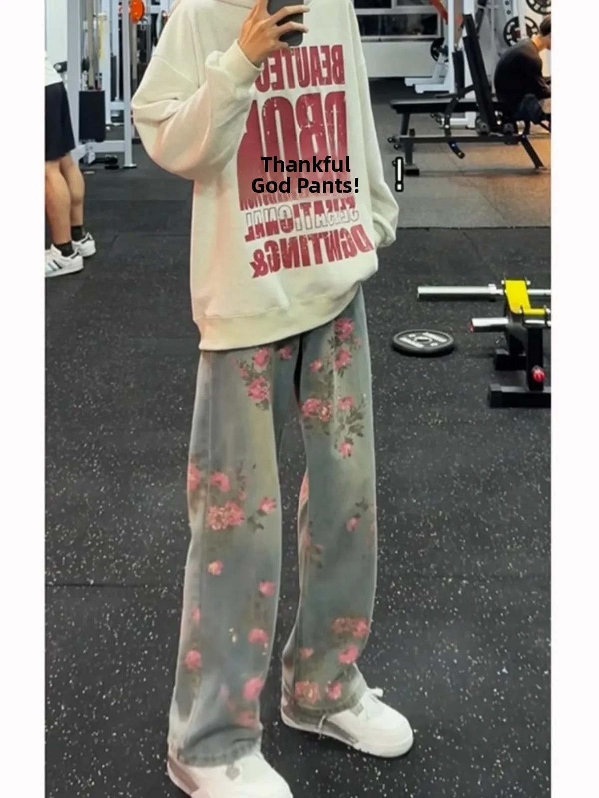 

Мужские джинсы с вышивкой розами, повседневные, свободного кроя, прямые, расклешенные, в американском уличном стиле, молодежные, модные, осенне-зимние