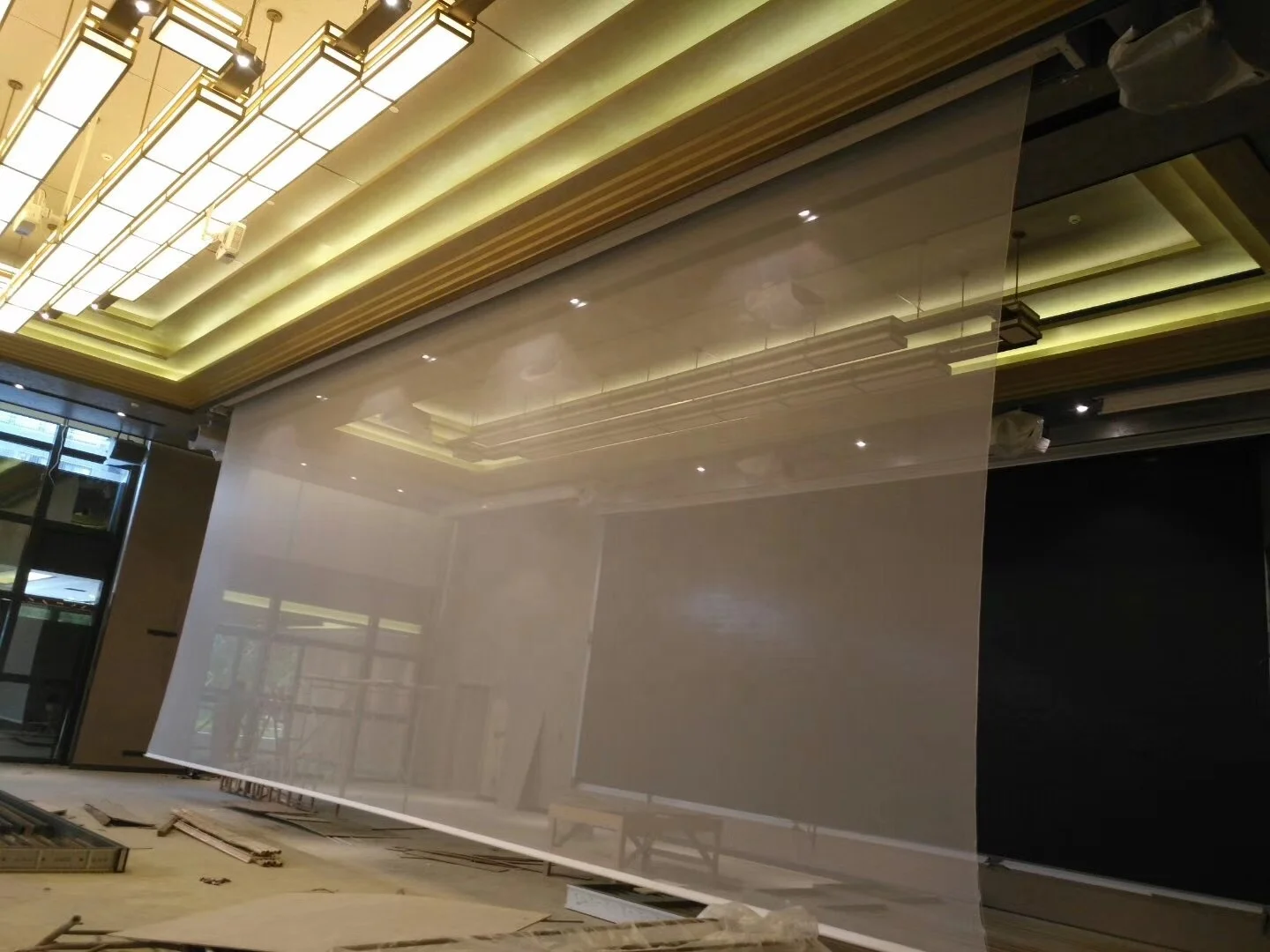 Schermo per proiettore a rete olografica 3D non tensionato, grandi schermi olografici 3D per esterni 10x30 metri