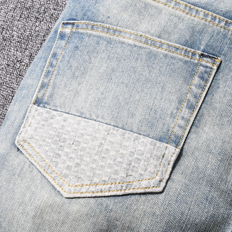 Designer Fashion Men Jeans High Quality Retro Light Blue Straight Fit Patched Ripped Jeans Men Y2K Vintage Denim Pants Hombre