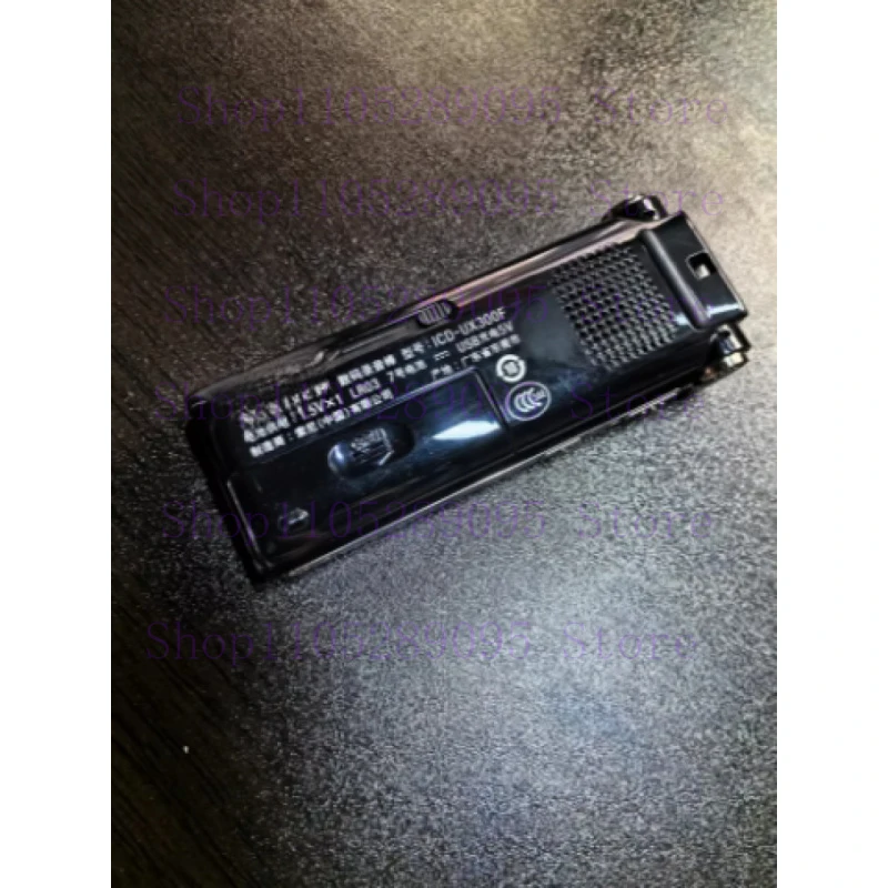 

Для диктофона Sony ICD-UX300F, черный