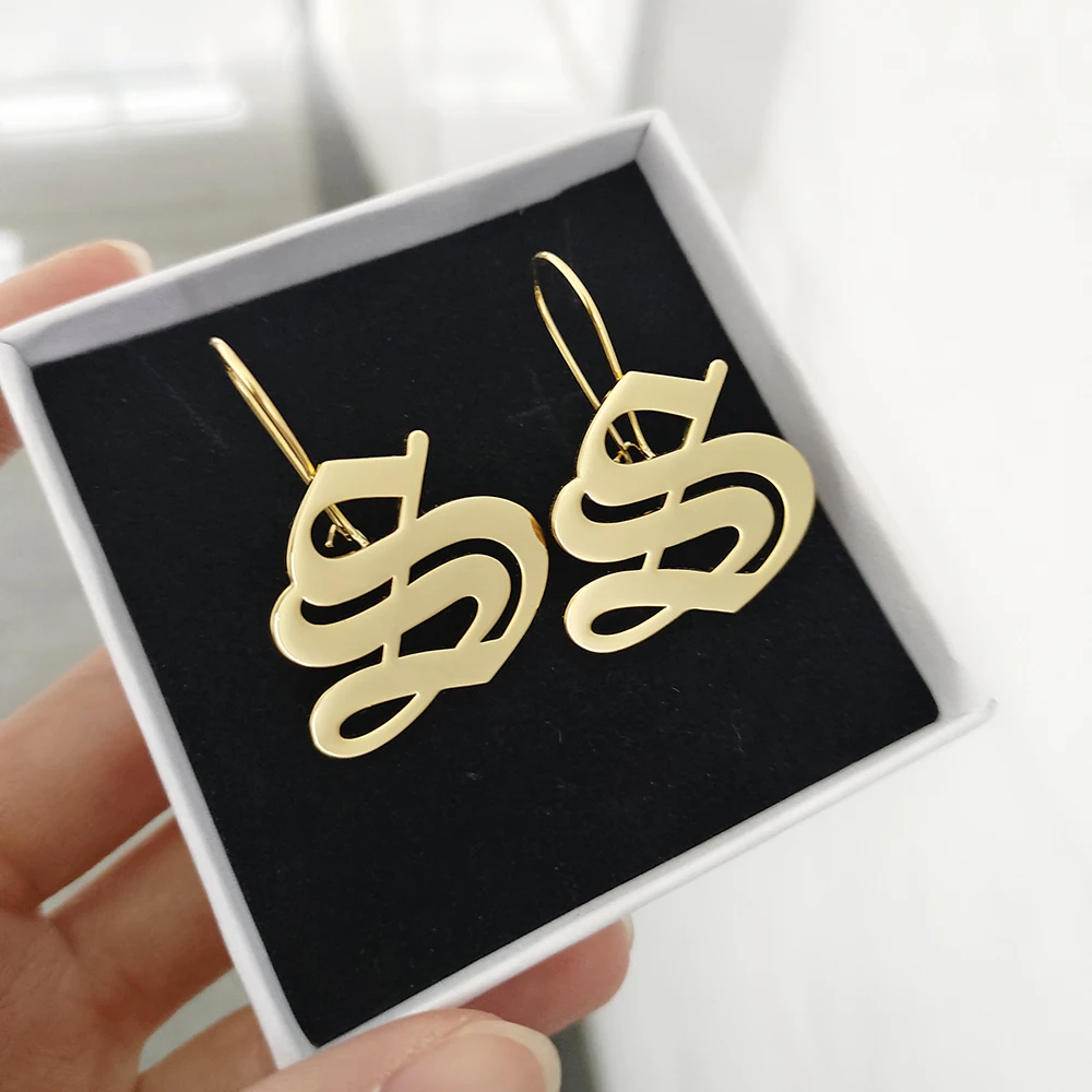 Boucles d'oreilles nom personnalisé pour femmes en acier inoxydable personnalisé lettre A-Z longues boucles d'oreilles tendance 2024 bijoux de fête meilleurs cadeaux