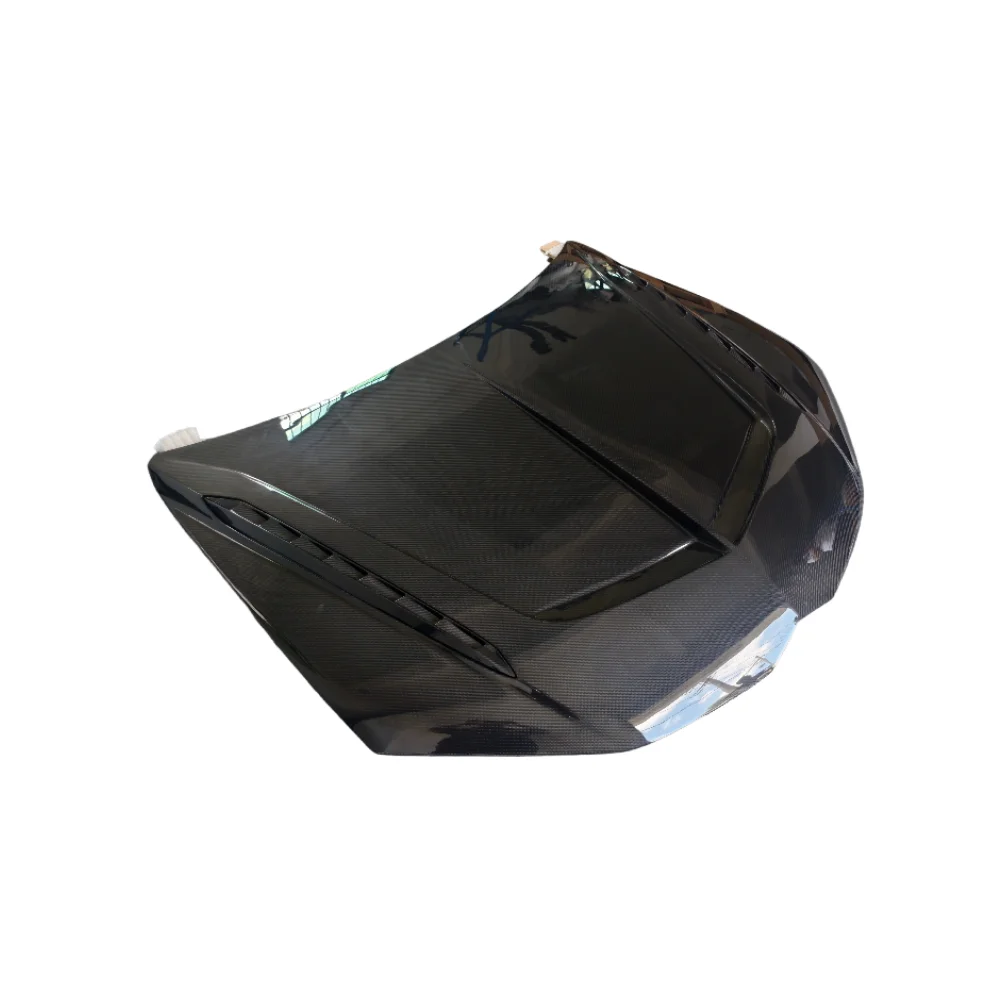 

Карбоновый капот и защита двигателя TOP Style для Lamborghini URUS S