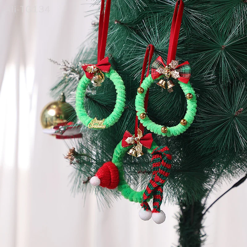 

Merry Christmas Wreath Pendant With Bell Car Door Hanging Decoration Xmas Party Christmas Tree Decor AccessoriesSHIDWJ