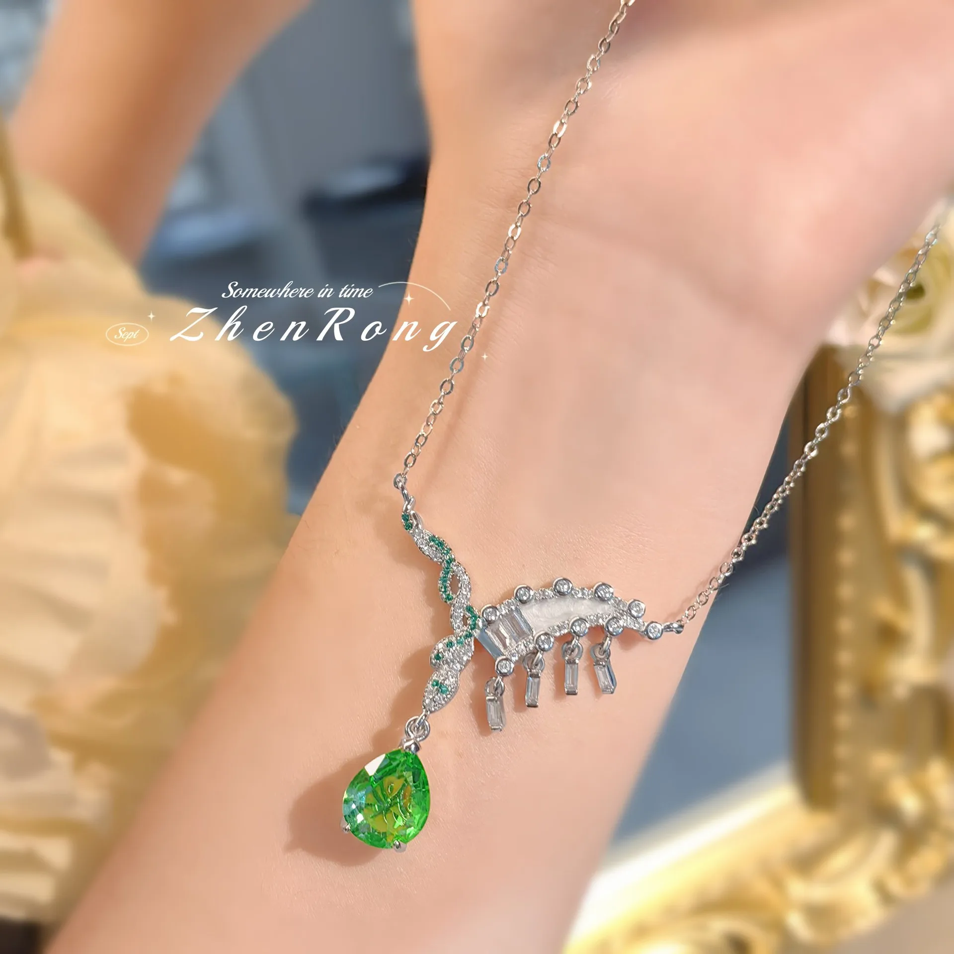 

Luxury Olive Green Cubic Zirconia Tassel Pendant Necklaces Aesthetic Women's Wedding Accessories Anniversary Gift New Jewelry