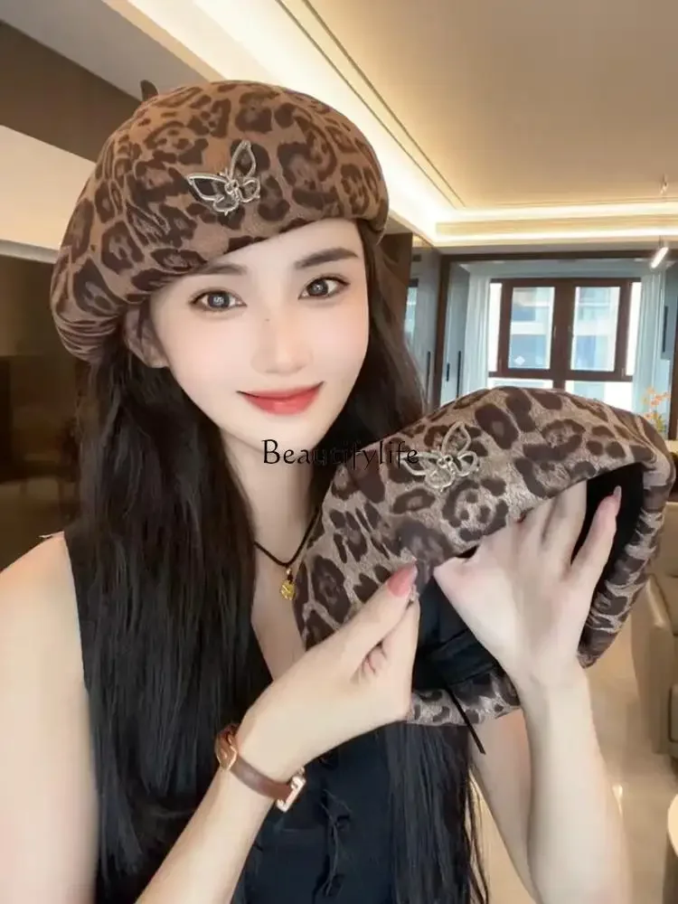 Retro leopard print beret autumn and winter versatile small Japanese bud hat