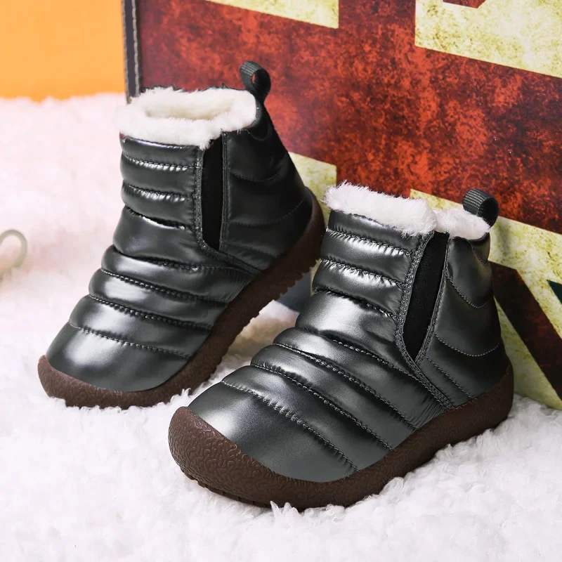 Bottes de neige chaudes et imperméables en cuir pour bébé fille et garçon, chaussures de marque en peluche, baskets à la mode, nouvelle collection hiver