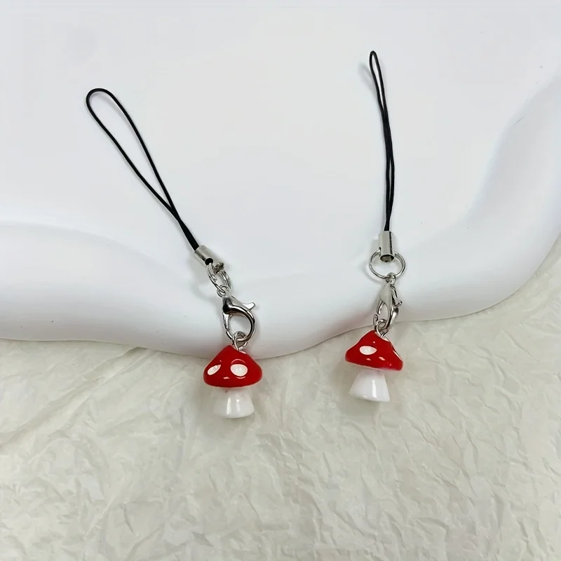 

1 Piece/2 Pieces Mini Mushroom Pendant, Phone Lanyard,Kawaii Mushroom Phone Charm, Trendy Bag Pendant for AirPods Case