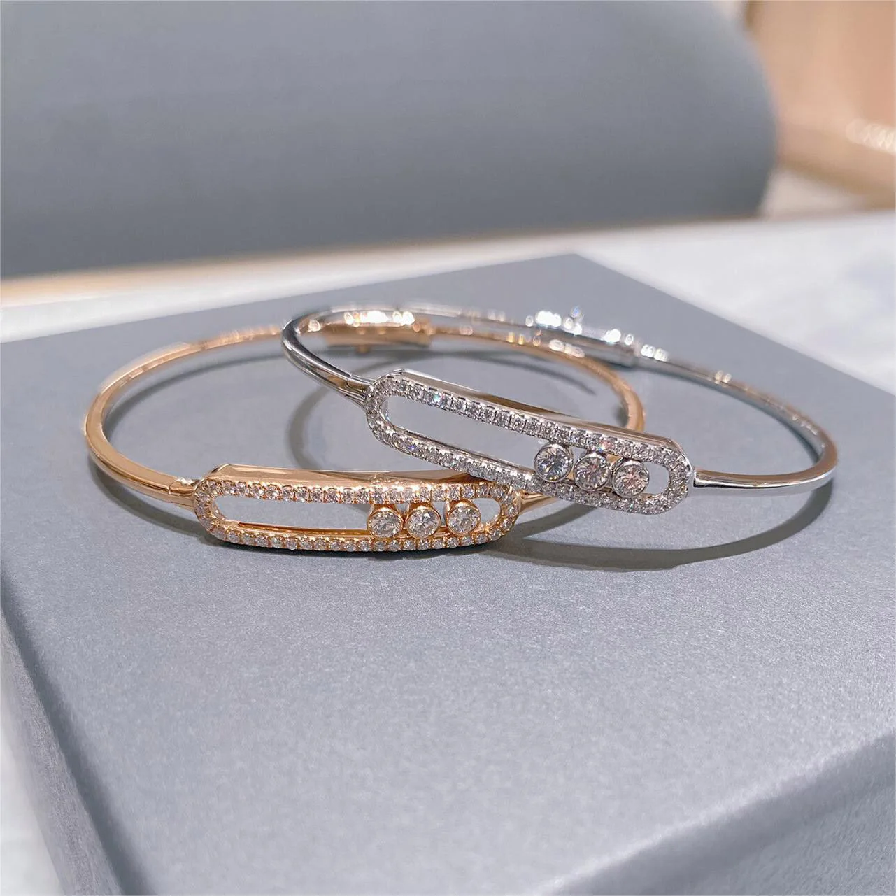 

Luxury Jewelry 3 Movable Diamonds Women's Bracelet Silver Plating High-quality AAAAA+ 5A Grade Zircon Enchanting Holiday Gifts