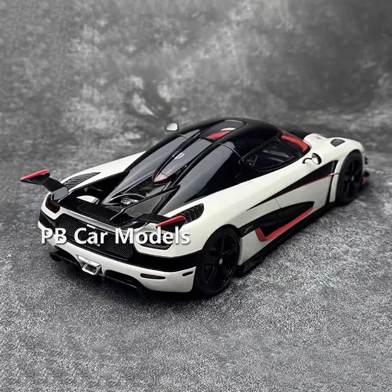 GT Spirit 1:18 AGERA RS resin car model GT877