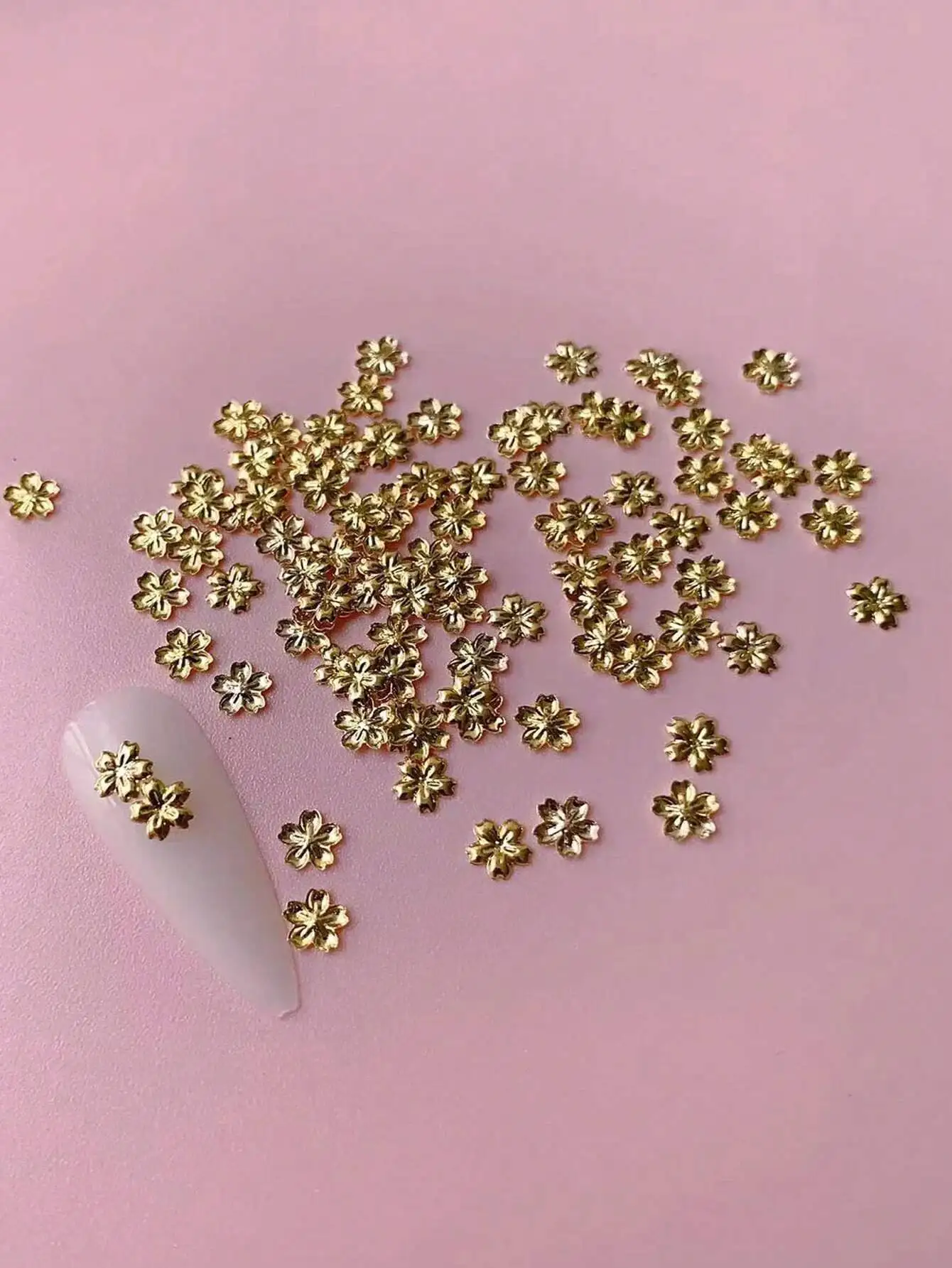 

100pcs Metal Rivet Sakura Shaped Nail Art Decorations, DIY, Metal Flower Nail Decor, Japanese Punk Style, Nail Art Supplies, Nail Jewelry, Y2K Nail Accessories