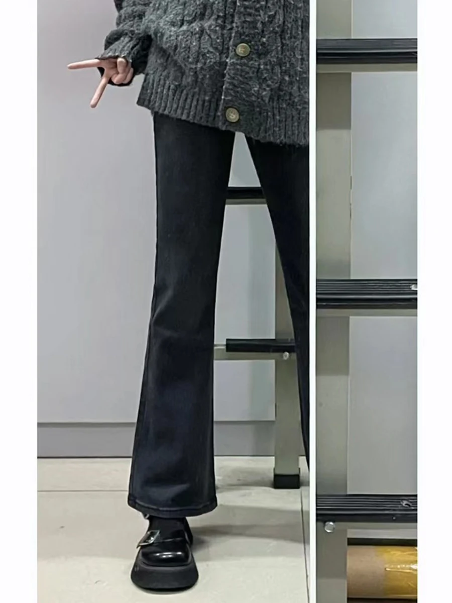 

Джинсы с высокой талией и расклешенным низом для женщин, осенне-зимние, больших размеров, эластичные, прямые, стройнящие, джинсы-клеш для фигуры типа «груша»...