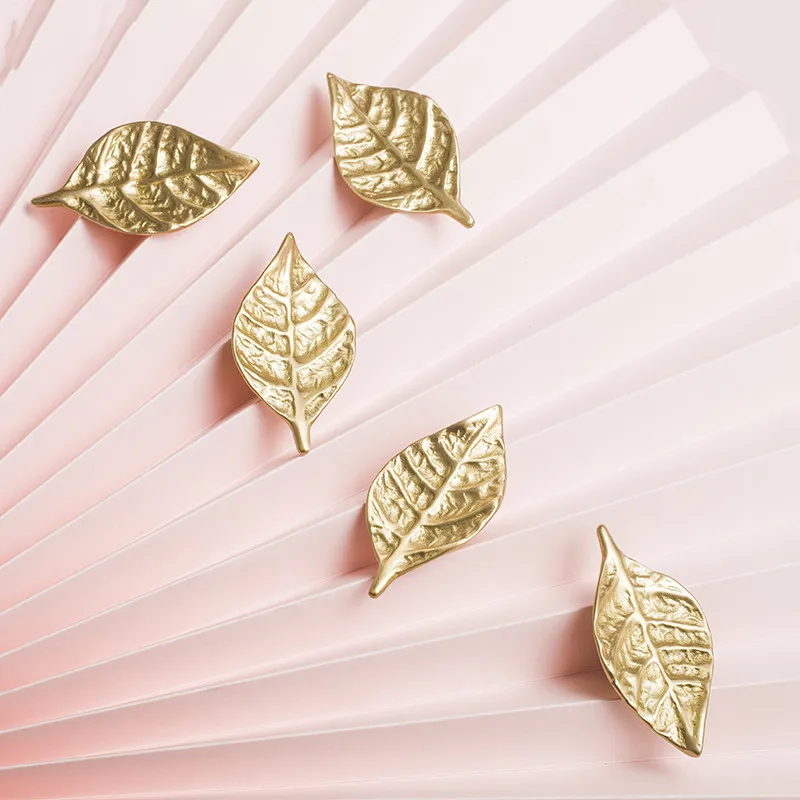 

1pcs Gold Nordic Style Brass Leaf Handle - Small Cabinet/Wardrobe/Drawer Door Pulls