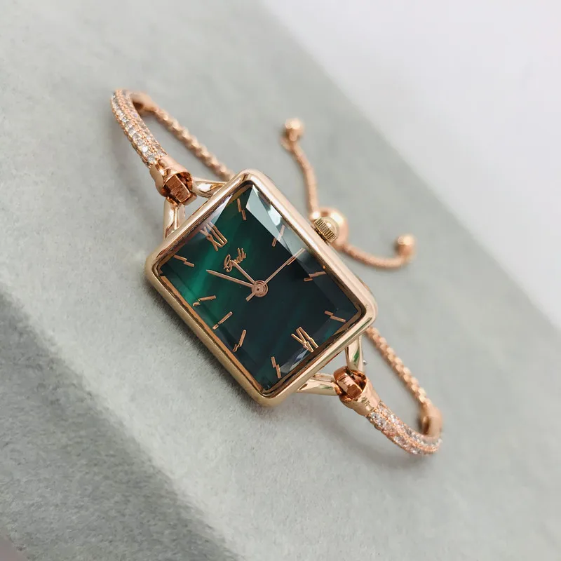 New Bracelet Watch For WomenPull-Out DesignSmall And Delicate Green Watch Square DialExquisite And Luxurious Ladies' Wristwatch.