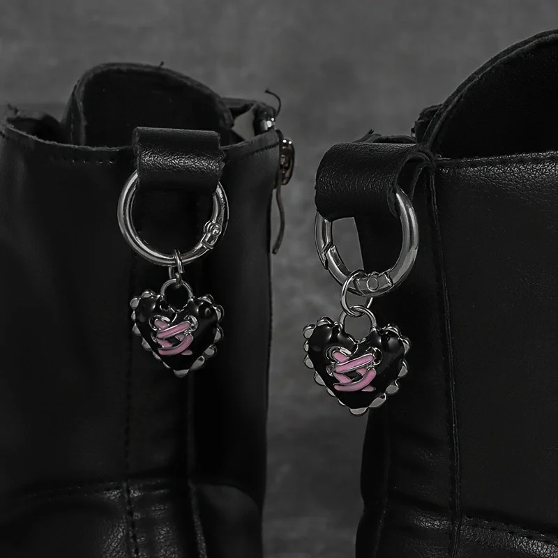 2Pcs Gothic Black Pink Heart-Shaped, Silver Metal Detachable Shoe Pendant, Suitable for All Kinds of Boots
