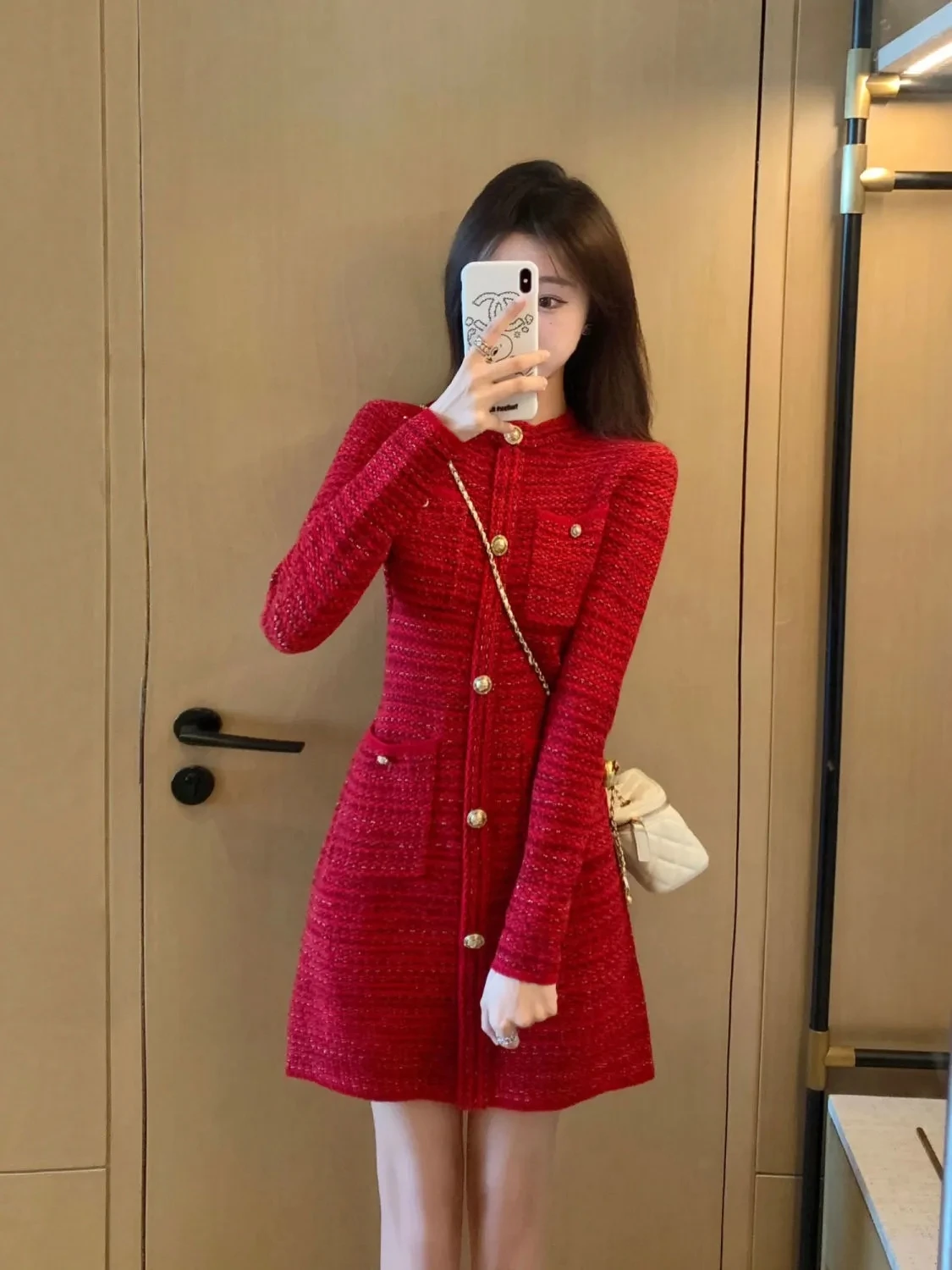 Women\'s Autumn Winter Round Neck Fragrant Red Long Sleeved Knitted Dress