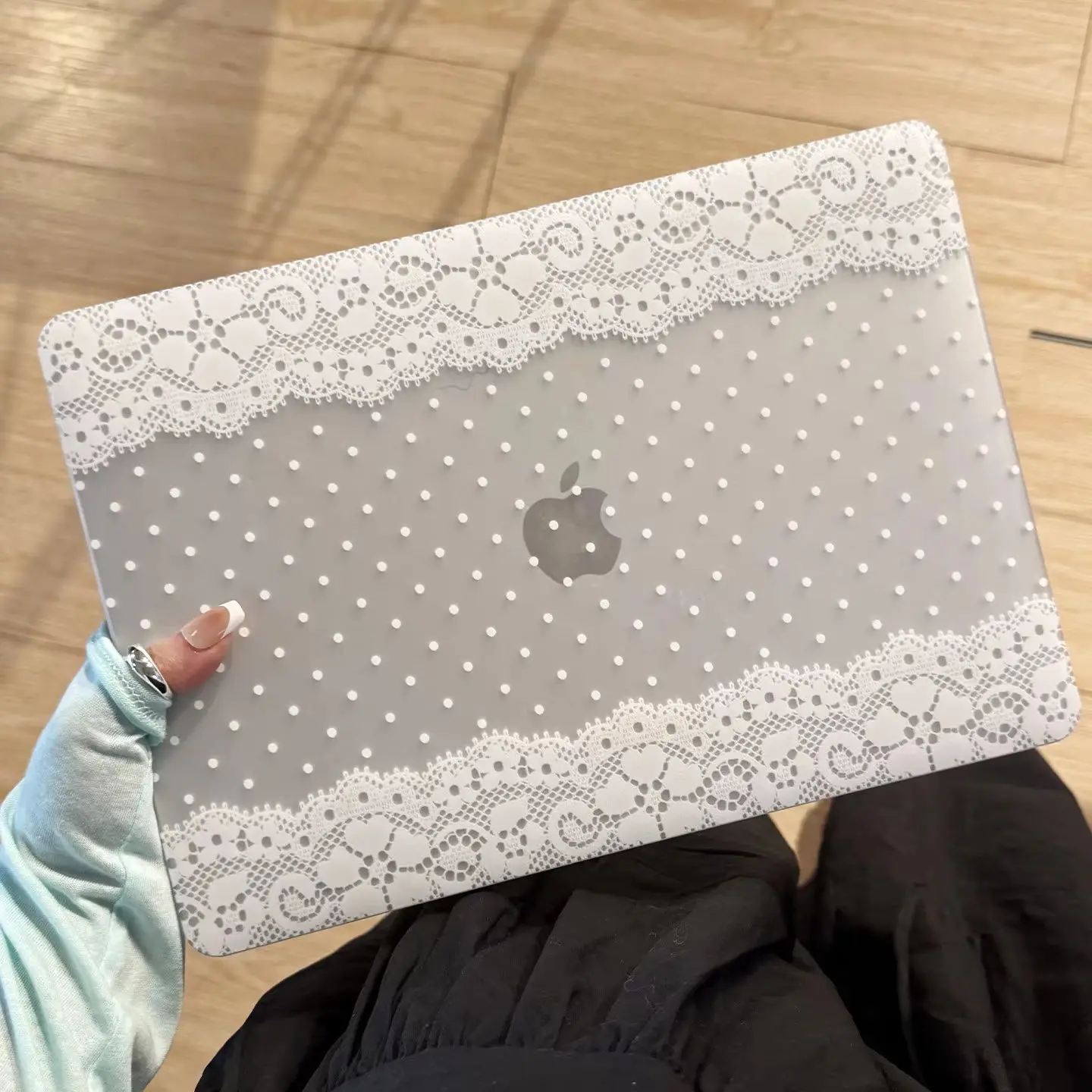 Ins Lace Polka Dots Laptop Case For Macbook Neo13 A3404 New Air Pro 13 14 15 16 M1 M2 M3 M4 M5 Chip For MacBook Protective Case