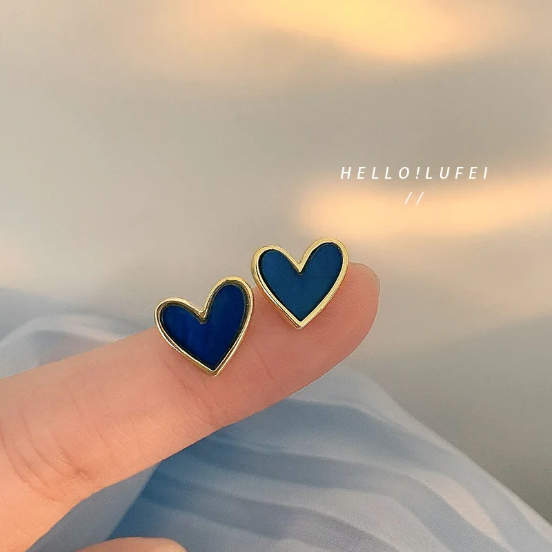 Love Heart Blue Acrylic Stud Earrings Simple Compact Cute Earrings for Women Minimalist Hypoallergenic Super Small Earrings