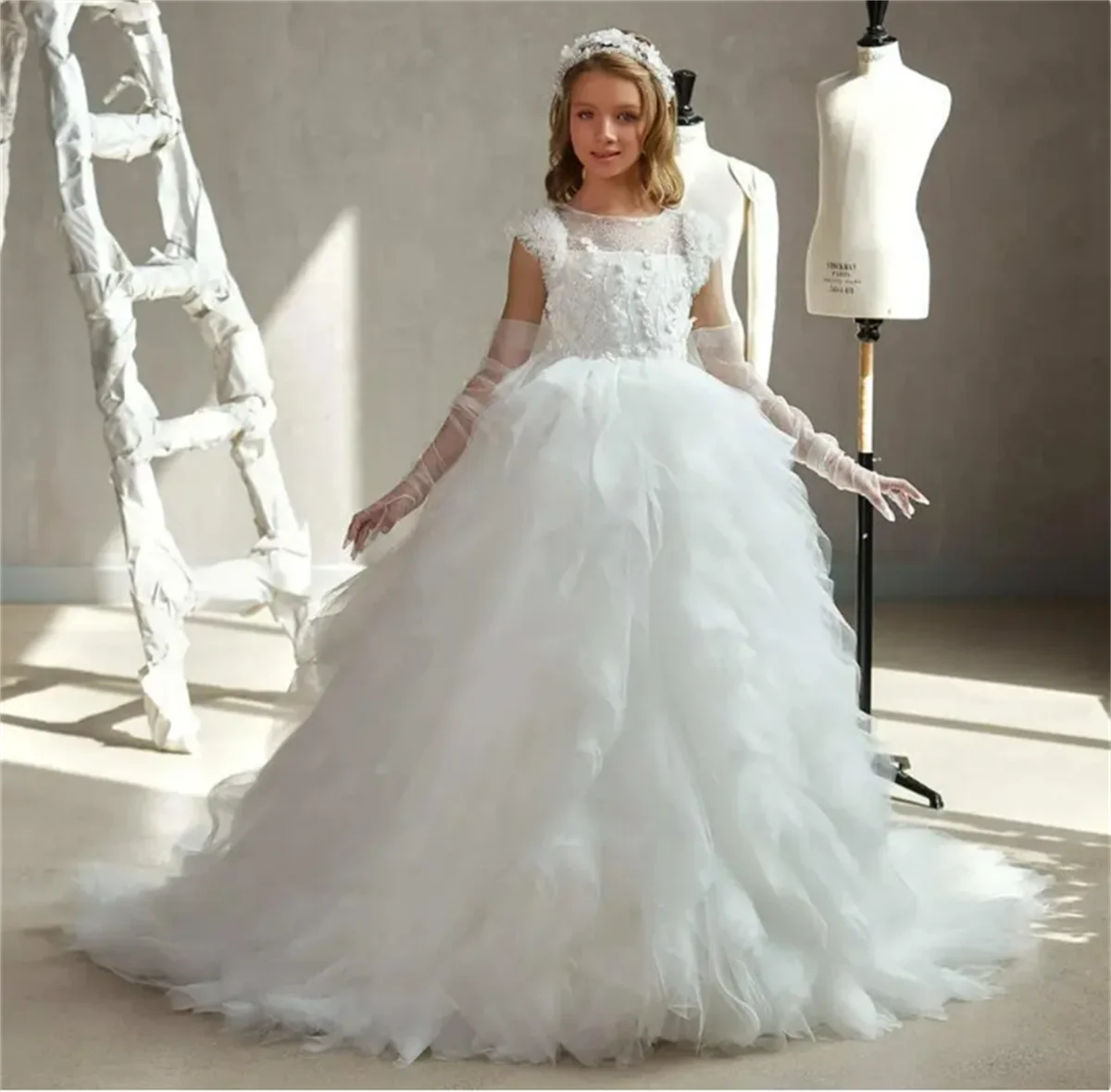 Robe de fille de fleur blanche moelleuse, superposée, dentelle de tulle, décalcomanie perlée, fleur élégante, mariage, anniversaire charistique de l'enfant, robe de fête