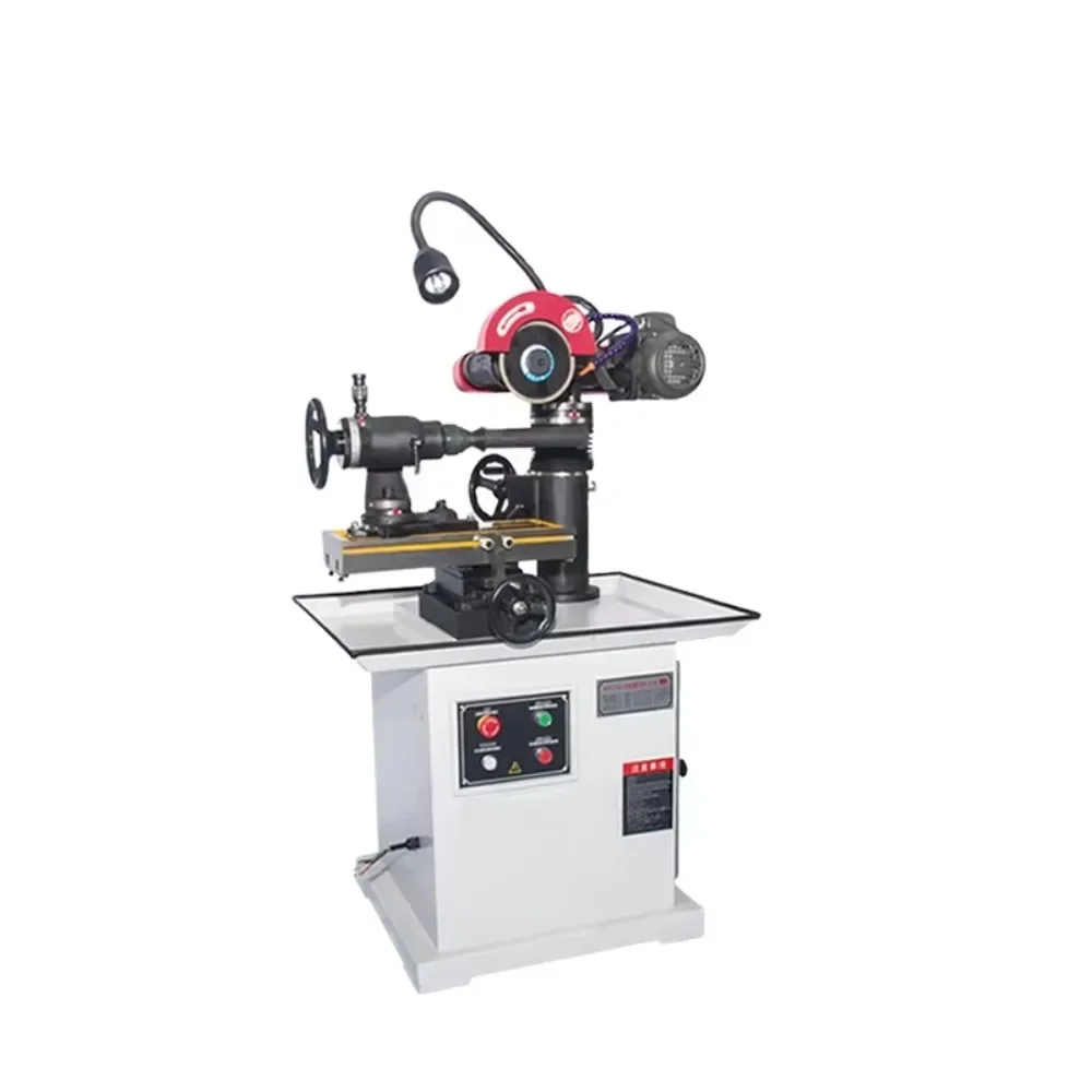 Tool grinding machine