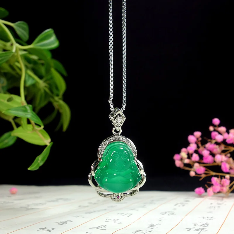 

New Women's Pendant Jade Chalcedony Pendant Inlaid with Yang Green Buddha Pendant Yang Green Agate Pendant