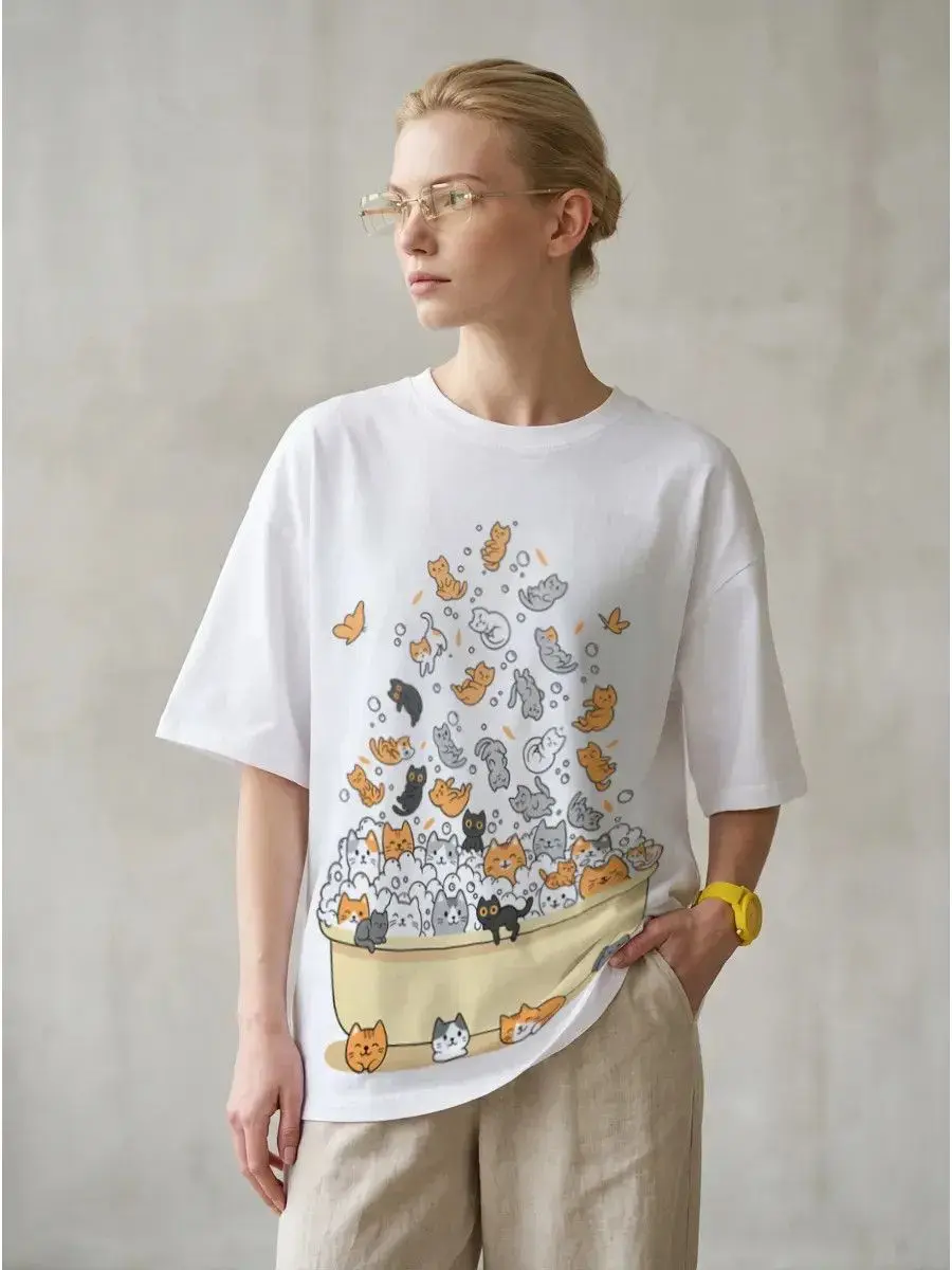 Cute Bathtub Cats Print Oversized T-Shirt | White Kawaii Cat Lover Cotton Tee Funny Cartoon Sweet Graphic Tops Summer Streetwear