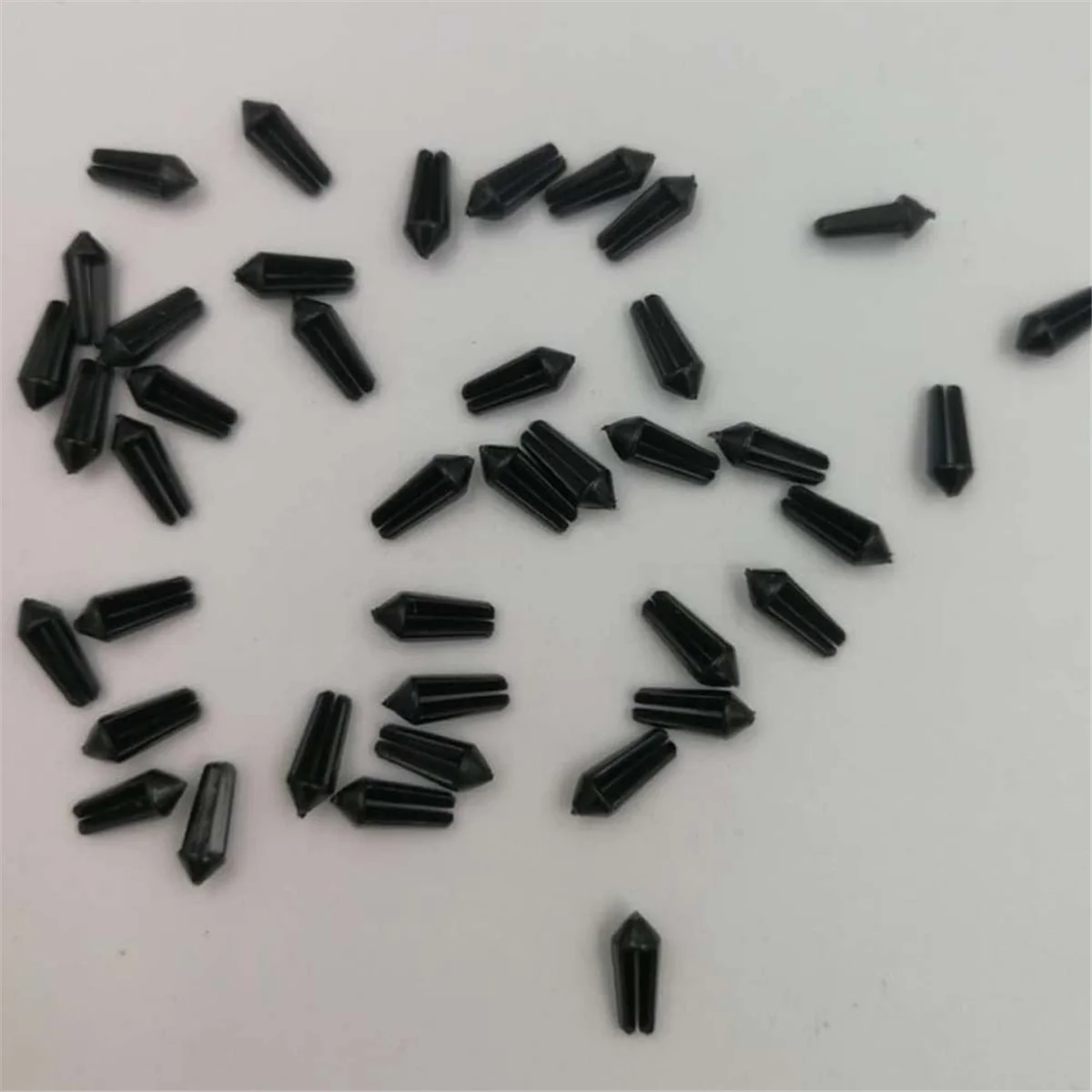 

40Pcs Flight Protector, Fixed 90 Degrees Wing Saver Replacement Accessories Tip Protector Black