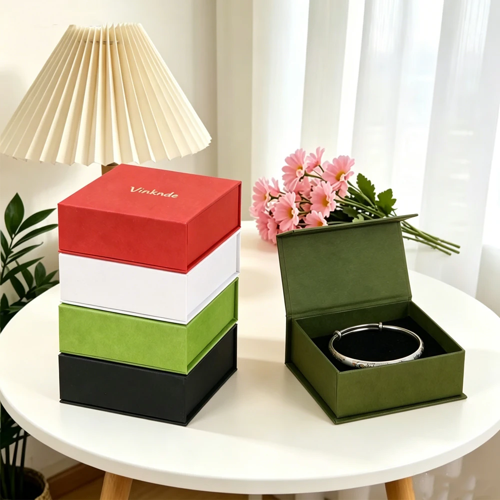 

10/20/50Pcs Custom Logo Green Magnet Jewelry Box Luxury Flip Cover Gift Boxes Wedding Earrings Rings Organizer Packaging