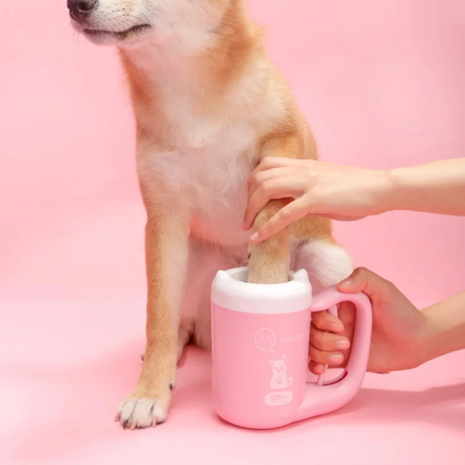 

360 Degrees Dog Cat Paw Wash Foot Rolling Cleaner Cup Soft Silicone Brush Combs Portable Outdoor Washer Quickly Cleaning Tool