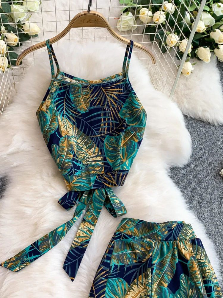 

Ele Floral Print Tie-Belted Crop Top And High Waist Split Skirt Two-Piece Set for Young Women Summer Faion Outfit