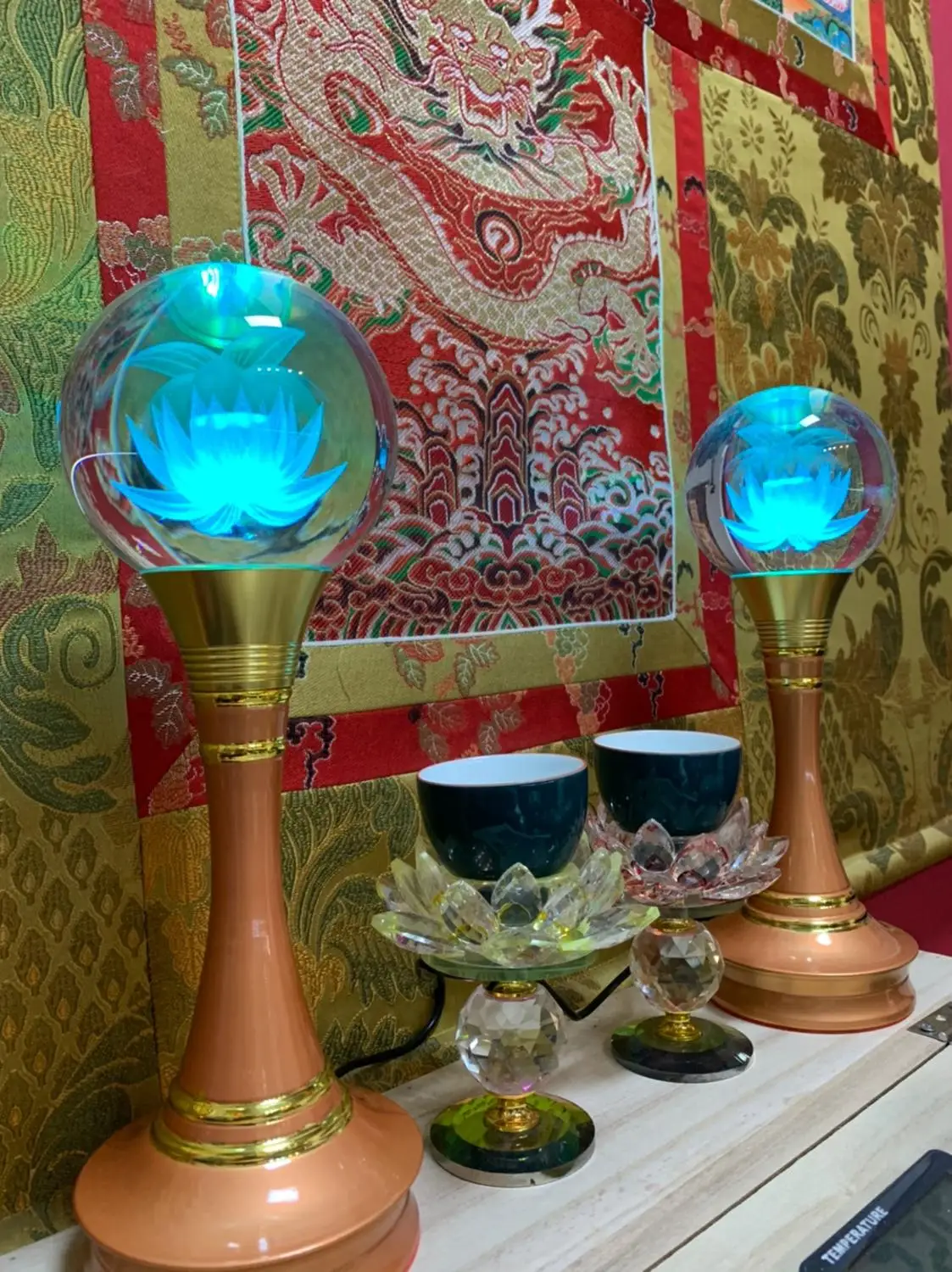 Wholesale TOP GOOD Buddhist articles- 35cm large HOME family Protection Talisman- 7 colors Lotus Crystal Buddhist temples lamps