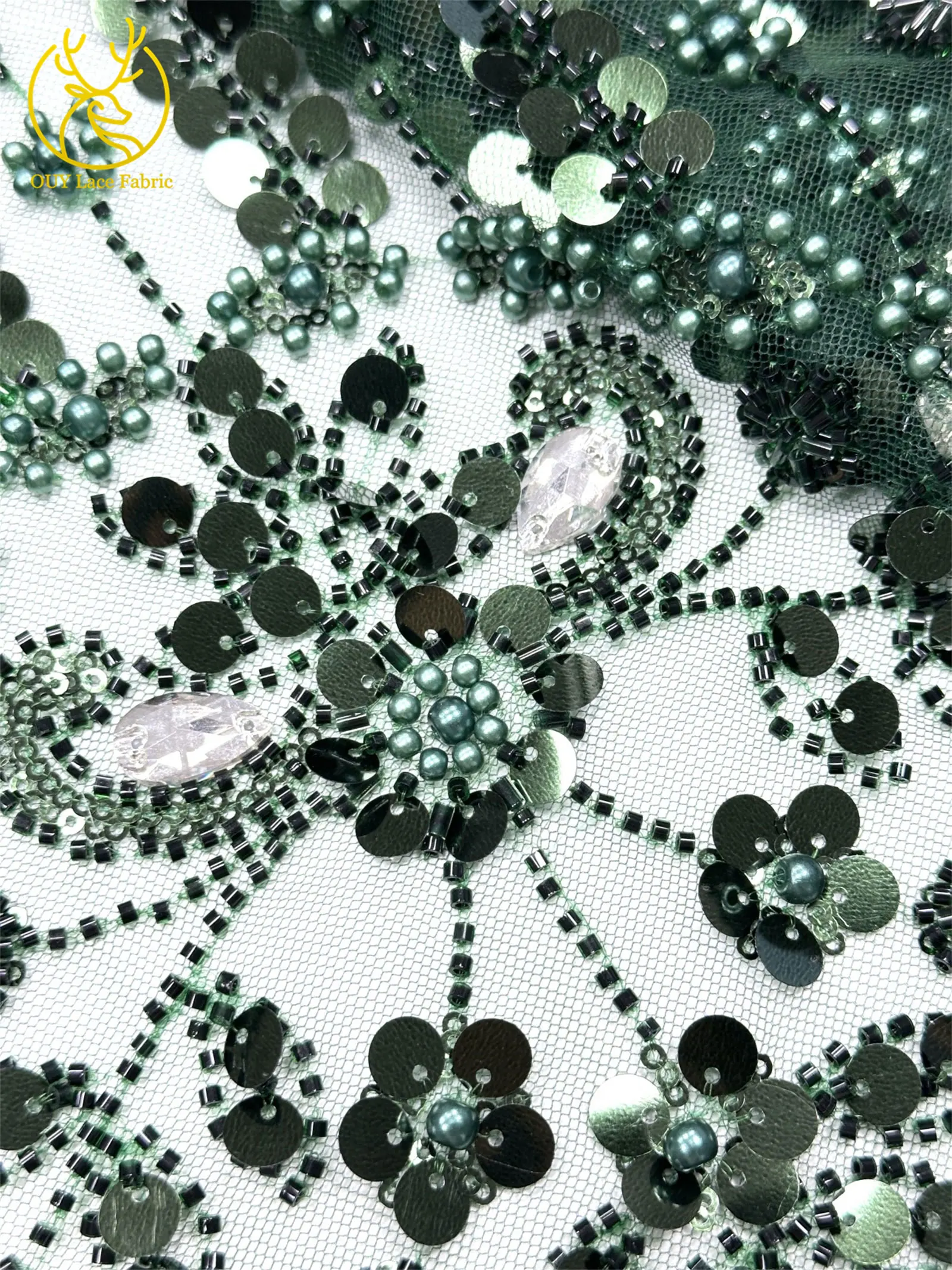 Afrikanischer Spitzenstoff in Traubenlila, französische Pailletten, bestickte Spitze, glitzernde Strass-Spitze für Brautkleider zum Nähen – Detail 24