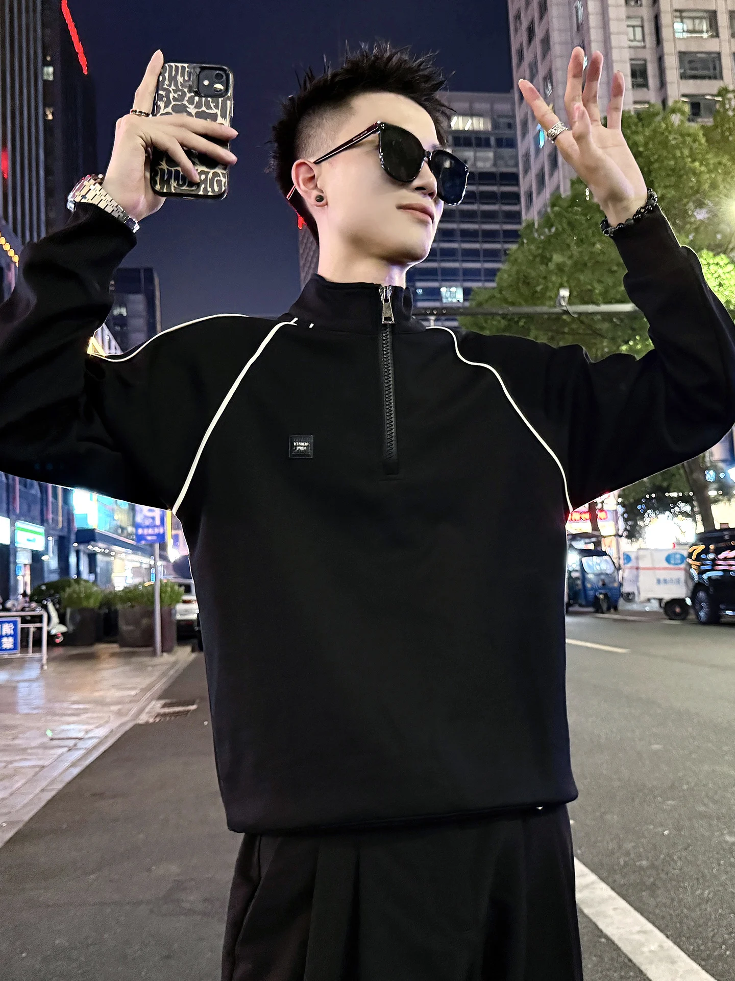 

Мужская толстовка с высоким воротником и длинными рукавами, модная повседневная одежда, из полиэфирного волокна, прочная, прямого кроя