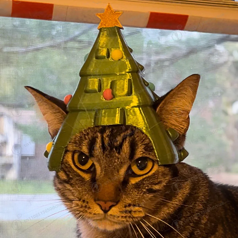 

Classic Red Green Xmas Cat Helmet, Retro Knitted Quilted Pet Costume, Ins Hot Festival Birthday Gift for Pets