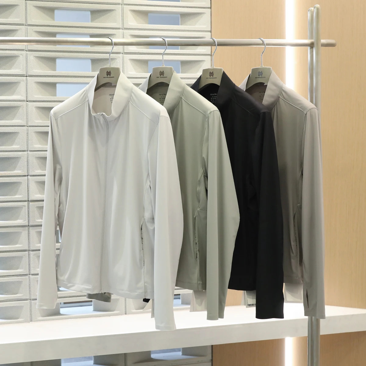 

UPF50 + 2025 летняя новая мужская и женская куртка с защитой от ультрафиолета, дышащий солнцезащитный крем для улицы